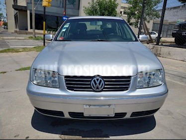 foto Volkswagen Bora 2.0 Trendline usado (2007) color Gris Claro precio $275.000