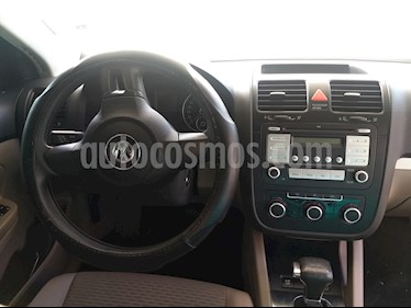 Volkswagen Bora 2.5L Style Active Tiptronic usado (2010) color Blanco precio $95,000