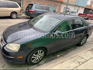 Foto Volkswagen Bora 2.5L Prestige Tiptronic usado (2005) color Azul precio $66,800