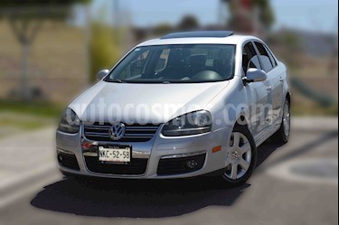 Volkswagen Bora 1.9L TDi DSG usado (2019) color Plata precio $123,000