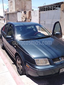 foto Volkswagen Bora Sedan 2.0 mecanico usado (2002) color Verde precio u$s6,500