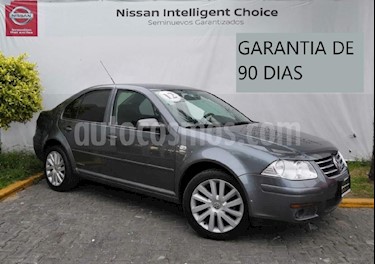 Foto venta Auto Seminuevo Volkswagen Clasico GL Std (2012) color Gris precio $129,000