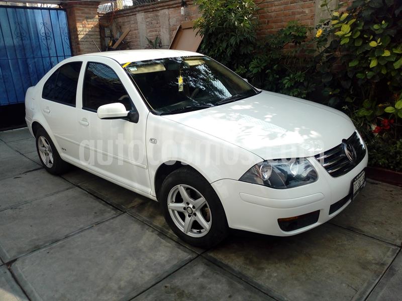 foto Volkswagen Clásico CL Ac ABS Tiptronic usado (2015) color Blanco precio $152,000