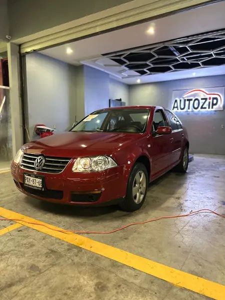 Foto Volkswagen Clasico Europa 2.0 usado (2010) color Rojo precio $142,000