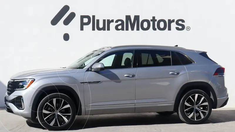 Foto Volkswagen Cross Sport R-Line usado (2024) color plateado precio $929,000