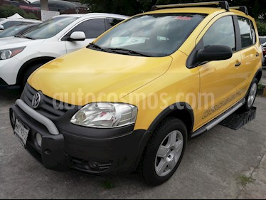 foto Volkswagen CrossFox 1.6L usado (2007) color Amarillo precio $82,900