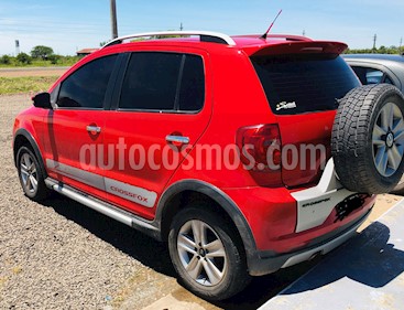 Volkswagen CrossFox Comfortline usado (2010) color Rojo precio $350.000