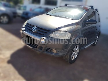 Foto venta Auto usado Volkswagen CrossFox Comfortline (2010) color Gris Urano precio $249.800