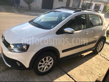 Foto Volkswagen CrossFox Highline usado (2014) color Blanco precio $420.000