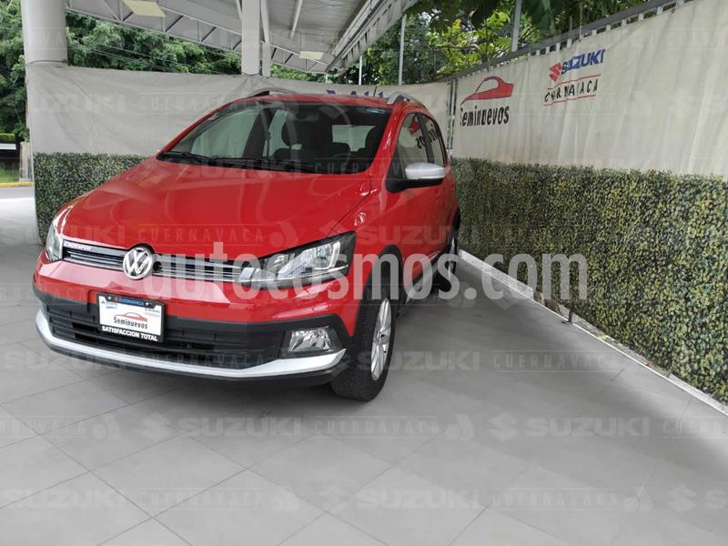 Volkswagen CrossFox 1.6L usado (2016) color Rojo Tornado precio $155,000