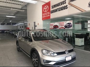 foto Volkswagen CrossGolf 1.4L usado (2017) color Beige precio $275,000