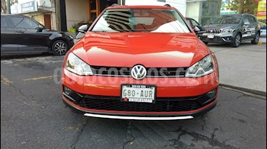 foto Volkswagen CrossGolf 1.4L usado (2017) color Naranja precio $330,000
