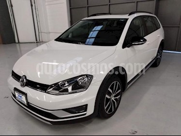 foto Volkswagen CrossGolf 1.4L usado (2017) color Blanco precio $310,000