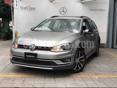 foto Volkswagen CrossGolf 1.4L usado (2017) color Crema precio $265,000