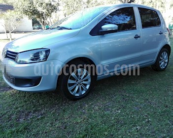 foto Volkswagen Fox 5P Comfortline Pack usado (2012) color Plata precio $235.000