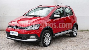 foto Volkswagen Fox 5P Comfortline SDI usado (2015) color Rojo precio $455.000