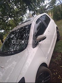 Volkswagen Fox 5P Highline usado (2015) color Blanco precio $590.000