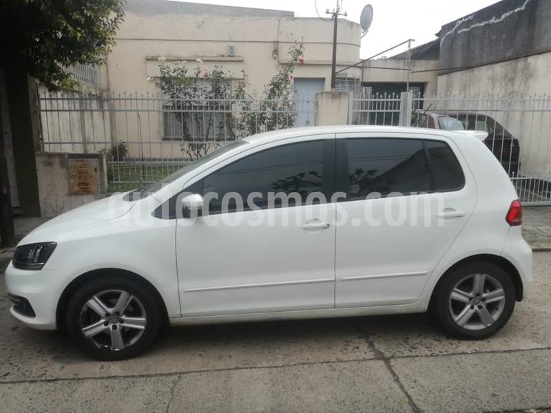 Volkswagen Fox 5P Trendline usado (2015) color Blanco precio $700.000