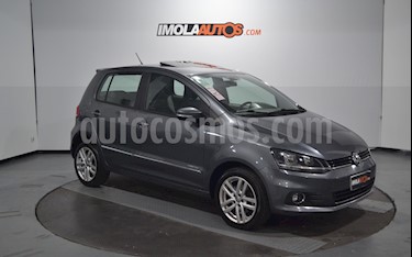 foto Volkswagen Fox 5P Highline usado (2016) color Gris Cuarzo precio $600.000
