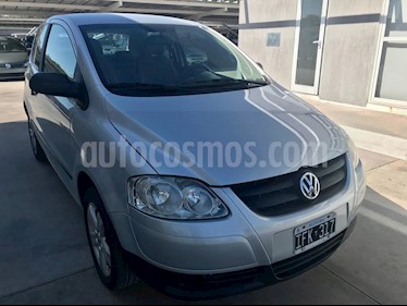 foto Volkswagen Fox 3P Comfortline usado (2009) color Gris Claro precio $268.000