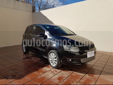Volkswagen Fox 5P Trendline usado (2012) color Gris Urano precio $500.000