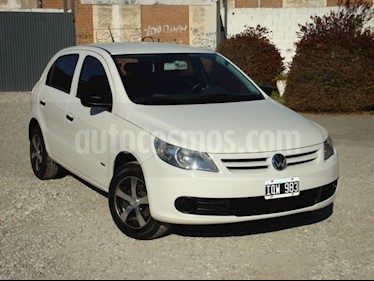foto Volkswagen Gol Trend 5P Pack I usado (2010) color Blanco precio $150.000