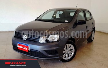 foto Volkswagen Gol Trend 5P Trendline usado (2019) color Gris Oscuro precio $540.000
