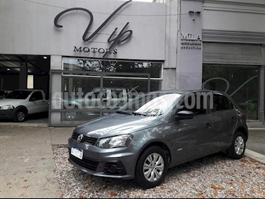 Foto venta Auto usado Volkswagen Gol Trend 5P Trendline (2016) color Gris Oscuro precio $330.000