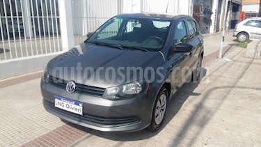 foto Volkswagen Gol Trend 5P Pack I Plus usado (2013) color Gris Urano precio $380.000