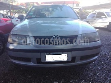 foto Volkswagen Gol 1.6 CON GAS usado (2005) color Gris precio $135.000