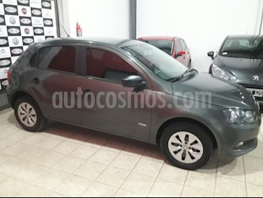 foto Volkswagen Gol 5P 1.6 GL Plus usado (2015) color Gris Oscuro precio $380.000