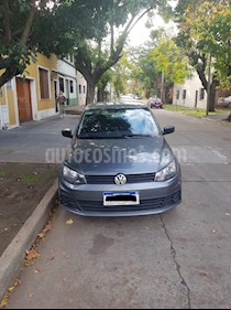 foto Volkswagen Gol 5P 1.6 Trendline usado (2017) color Gris Oscuro precio $370.000