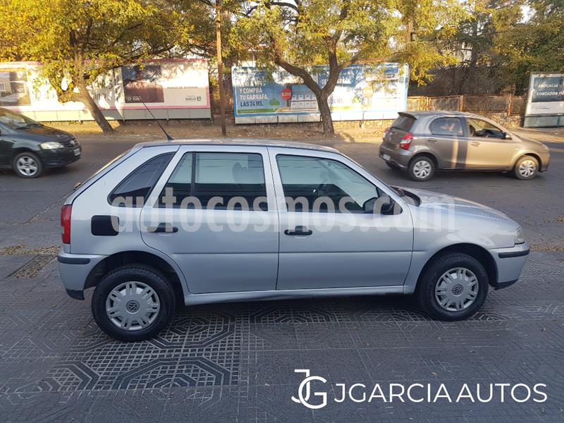 Volkswagen Gol 3P 1.6 Power Dh usado (2005) color Gris Claro precio $280.000