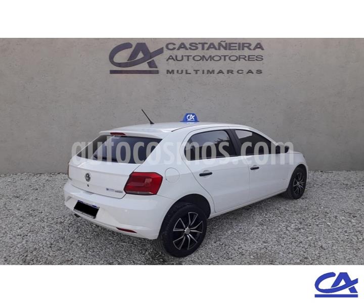 Volkswagen Gol 5P 1.6 GL Mi Full usado (2017) color Blanco precio $726.000