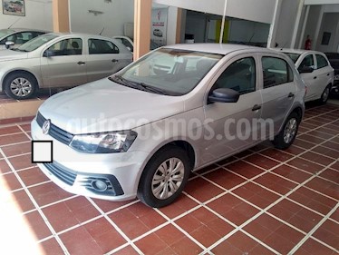 foto Volkswagen Gol 5P 1.6 GL Mi Full usado (2017) color Gris Claro precio $670.000
