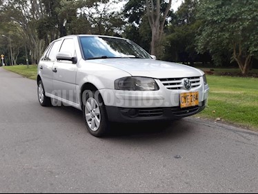 foto Volkswagen Gol 1.8 Sportline usado (2008) color Plata precio $17.900.000