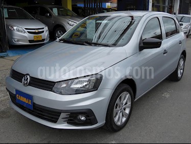 Foto Volkswagen Gol Comfortline usado (2017) color Plata precio $32.900.000