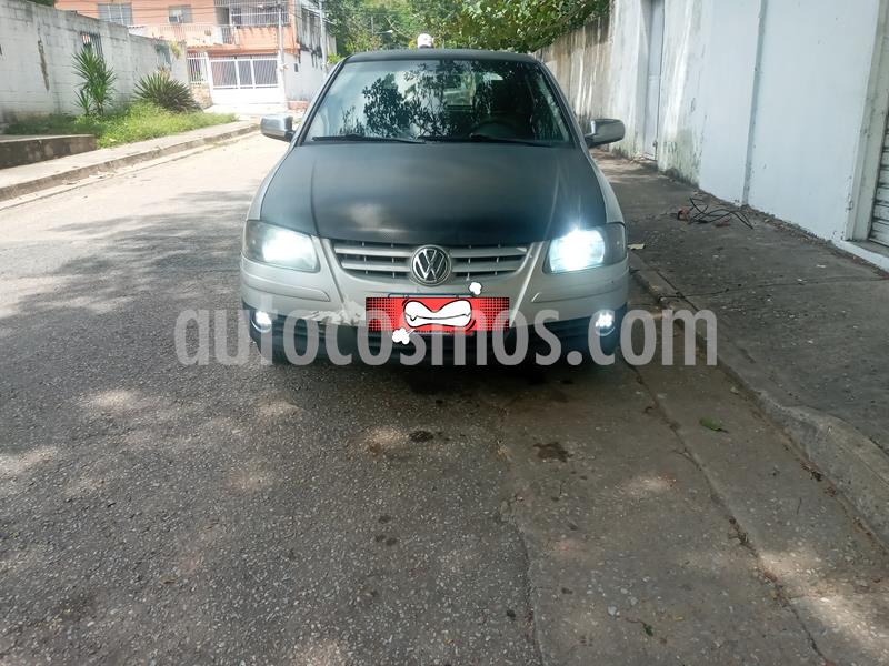 Volkswagen Gol Comfortline 1.8L usado (2006) color Plata precio u$s2.200