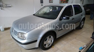 Foto venta Auto usado Volkswagen Golf - (2001) color Gris Plata precio $1.290.000