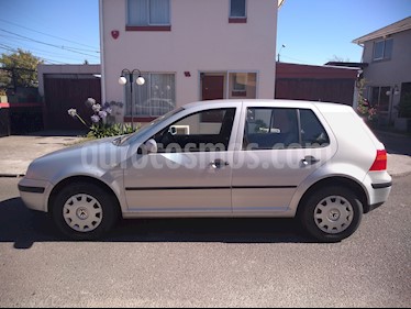 Foto venta Auto usado Volkswagen Golf 1.6L Comfortline (2000) color Gris precio $2.500.000