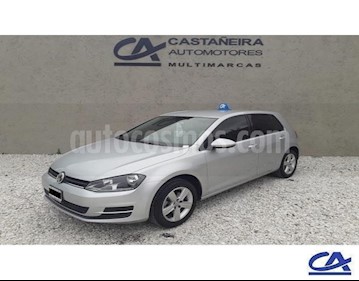 Volkswagen Golf 5P 1.6 Trendline usado (2015) color Gris Claro precio $720.000