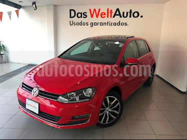 Foto venta Auto Seminuevo Volkswagen Golf Highline DSG (2016) color Rojo Fuego