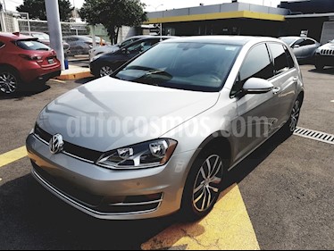 foto Volkswagen Golf Highline DSG usado (2017) color Gris Platino precio $310,000