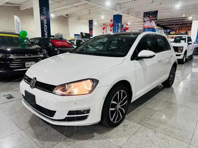 Foto Volkswagen Golf Highline DSG usado (2017) color Blanco financiado en mensualidades(enganche $75,755 mensualidades desde $5,795)