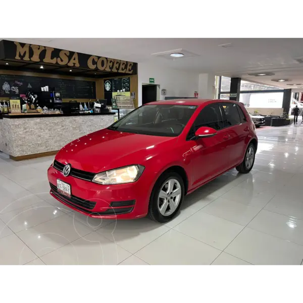 Foto Volkswagen Golf Trendline usado (2016) color Rojo precio $205,000