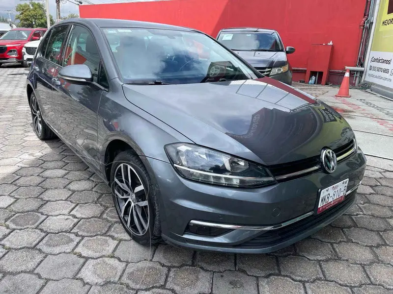 Foto Volkswagen Golf Highline DSG usado (2019) color Gris financiado en mensualidades(enganche $91,375 mensualidades desde $7,715)