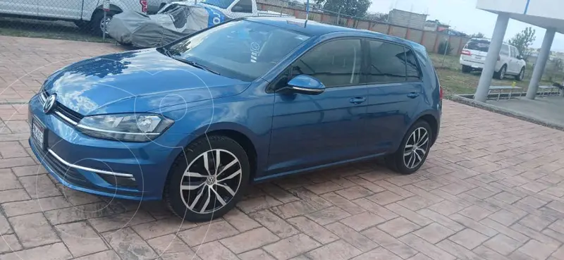 Foto Volkswagen Golf Highline DSG usado (2020) color Azul precio $330,000