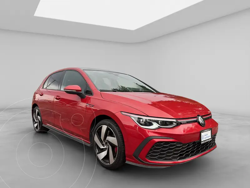 Foto Volkswagen Golf Highline DSG usado (2024) color Rojo financiado en mensualidades(enganche $190,723 mensualidades desde $17,389)