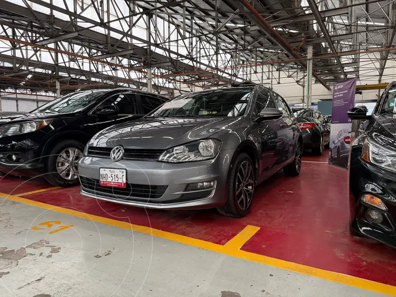 Foto Volkswagen Golf Highline DSG usado (2015) color Gris Platino financiado en mensualidades(enganche $64,900 mensualidades desde $5,800)