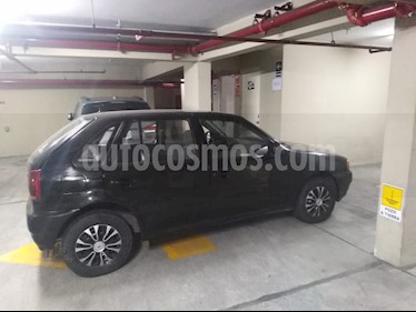 foto Volkswagen Golf 2.0L Highline usado (1998) color Negro precio u$s3,300